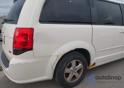 2013 Dodge Grand Caravan Sxt z USA, uszkodzony, nr VIN 2C4RDGCG4DR523725